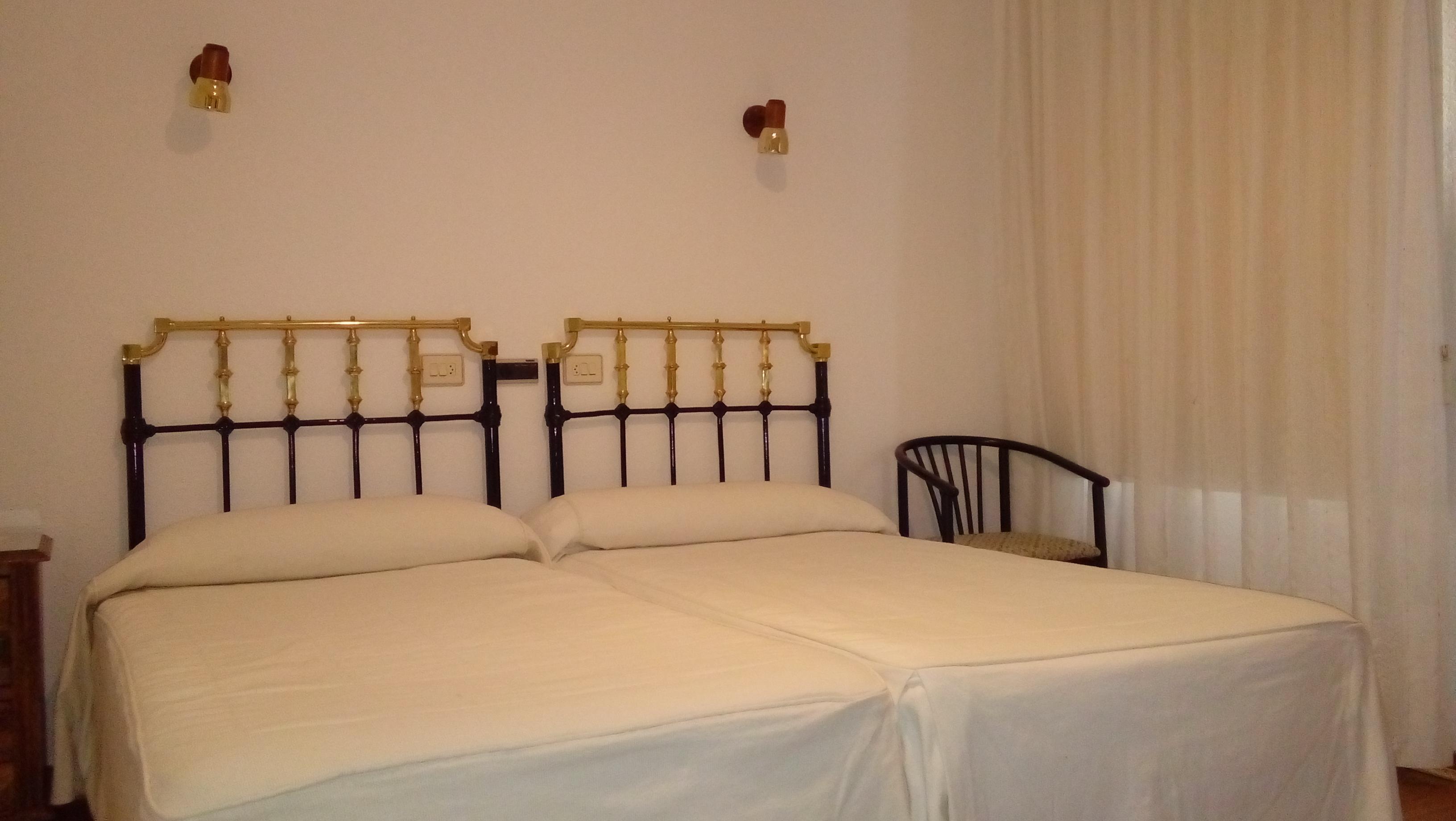 Hotel Los Perales Пуэбла-де-Санабриа Экстерьер фото