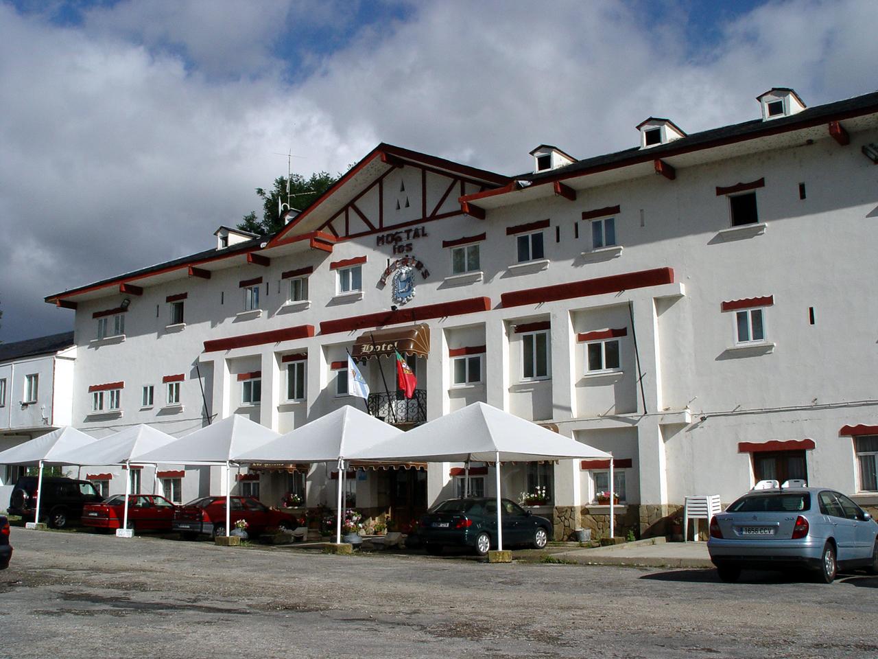 Hotel Los Perales Пуэбла-де-Санабриа Экстерьер фото